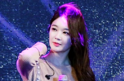 Kang Min Kyung Davichi Minta Bantuan Fans Temukan Dompetnya yang Hilang