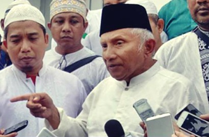 Amien Rais Jadi Katib Salat Jumat di Aksi 505, Massa Terus Berdatangan ke Masjid Istiqlal