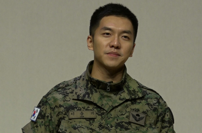 Fans Tak Sabar Menunggu Keluar Wamil, Lee Seung Gi Justru Bahagia Jadi Tentara