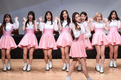 'Bareng' Dasom, T-ara dan DIA Pose Cantik Usai Voting Pemilihan Presiden