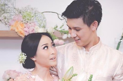 Jevin Pamer Cincin dan Panggil Rini 'Istriku', Netter Heboh Bahas Hal Unik  Ini