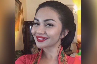 Kembali Pamer Cara Tebalkan Bibir Tanpa Oplas, Ariel Tatum Malah Balik Disindir