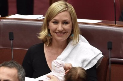 Menyusui Saat Sidang, Anggota Parlemen Australia Catatkan Sejarah