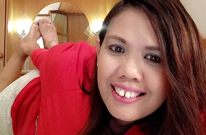 Dicibir Jadi Tante Girang Kurang Brondong, Ely Sugigi: Maksudnya Apa?