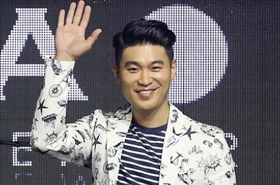 Kenal Sejak Masih Pacaran, Postingan Lawas Choiza Ini Sindir Sulli Selingkuh?