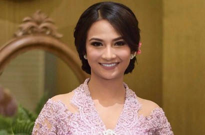 Vanessa Angel Pamer Foto Bareng Calon Mertua, Netter Salfok ke Bagian Ini