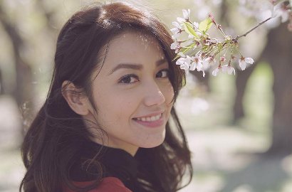 Digaet Bintangi Film Adaptasi Novel 'Hujan Bulan Juni', Begini Reaksi Velove Vexia