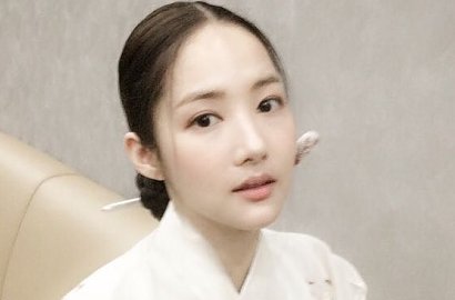 Cantik Elegan, Park Min Young Nangis Sambil Peluk Raja di 'Seven Day Queen'