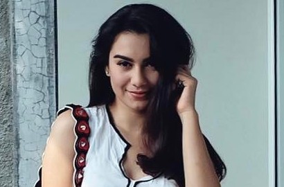 Irish Bella Jalan Bareng 'Om-Om', Netter: Asal Bukan Laki Orang