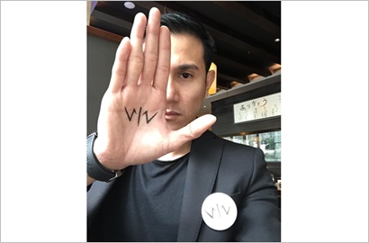 Belum Syuting, Postingan Soal 'Wiro Sableng' Ini Bikin Vino Bastian Ditagih Fans