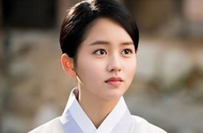 Duduk Bersimpuh Malam-Malam, Kim So Hyun Bercucuran Air Mata di 'Ruler'