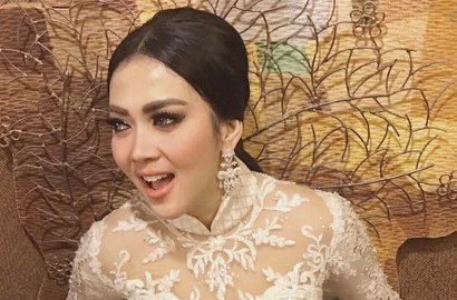Unggah Video Macet, Syahrini Malah Kena 'Semprot' Soal Pamer Barang Mewah
