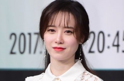 Kembali Gelar Pameran, Begini Penampilan Perdana Goo Hye Sun Usai Keluar RS
