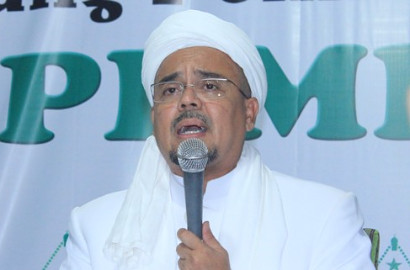 Tinggal Lama di Arab Saudi, Habib Rizieq Minta Suaka?