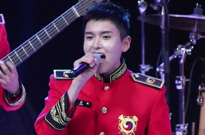Tampil Bareng Band Wamil, Kerennya Ryeowook SuJu Cover Lagu 'I' Tae Yeon