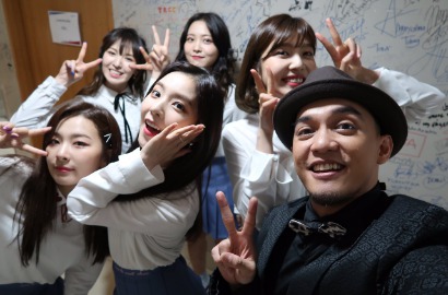 Pukau Fans, Red Velvet Bawakan 'Russian Roulette' Hingga 'Rookie' di 'Seoul Talk' Jakarta