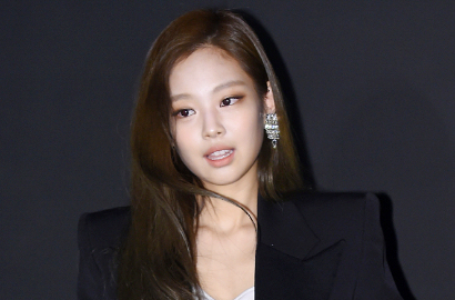 Ngakak Saat Lupa Lirik Lagu di Atas Panggung, Jennie Black Pink Dipuji Imut