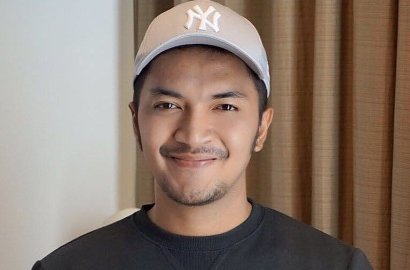 Beredar Isu Homo Hingga Putus dari Denada, Ihsan Tarore Ngamuk Ibu Ikut Dicibir