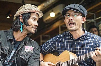 Isi OST 'Filosofi Kopi 2' dengan Daur Ulang 'Sahabat Sejati', Chico-Rio Dewanto Alami Ini