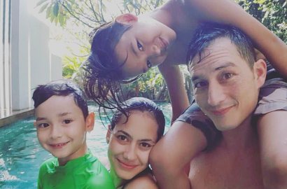 Pevita Pearce 'Nemplok' Duda Keren Mike Lewis, Netter: Hari Patah Hati Nasional Jilid 2