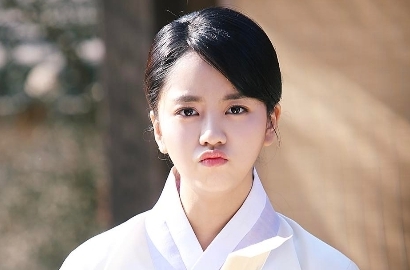 Kim So Hyun Menyamar Jadi Laki-Laki di 'Ruler of the Mask', Tetap Cantik?