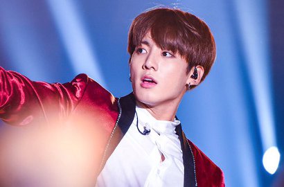 Bisa Sentuh Wajah Mulus Jungkook, Stylist Cewek Ini Siap Bikin Army Sedunia Iri