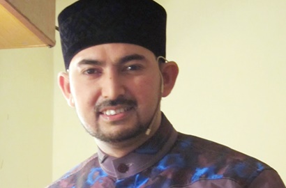 Mangkir Sidang, Ustaz Al Habsyi Sengaja Memperlambat Proses Cerai?