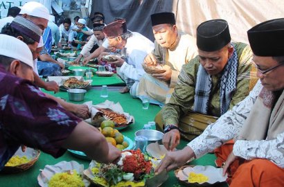 Inilah 8 Tradisi Jelang Ramadan yang Dilakukan Masyarakat Indonesia, Kalau Daerahmu yang Mana?