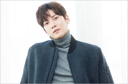 Tak Hanya Tinggi Badannya, Awas Pingsan Lihat Bahu Lebar Ji Chang Wook Ini