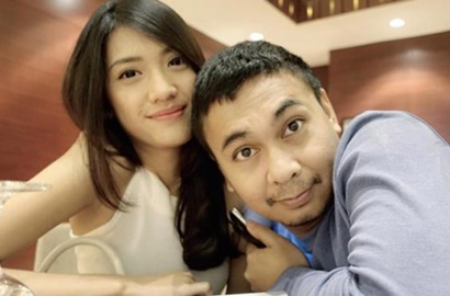 Kepergok Jalan Bareng Hingga Ikuti Akun WO, Raditya Dika Siap Nikahi Anissa Azizah?