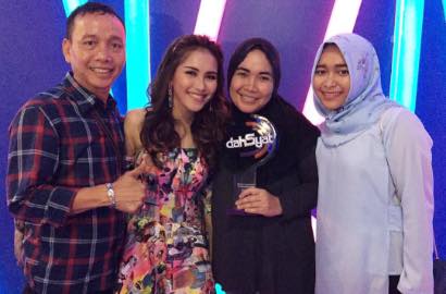 Tiru Nagita Naik Mobil Disetiri Supir, Netter Curiga Adik Ayu Ting Ting Cuma Naik Taksi Online