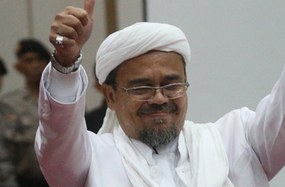 Netter Heboh Status Tersangka Habib Rizieq, #KamiTetapBersamaHRS Trending di Twitter