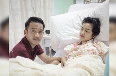 Kembali Jenguk di Rumah Sakit, Ruben Onsu Pasrah Wajah Diraba-raba Julia Perez