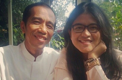 Santai Makan di Restoran Sederhana, Kahiyang Putri Jokowi Tuai Pujian