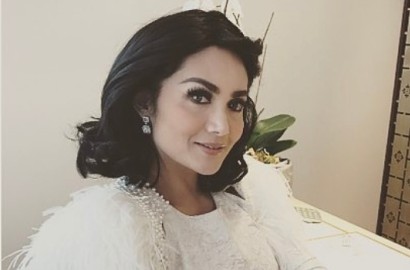 Hadiri Pemakaman, Krisdayanti Pasangkan Benda Ini ke Jenazah Yana Zein
