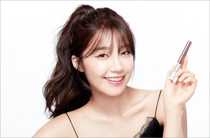 Jadi Model Iklan Kosmetik, Eun Ji A Pink Dibandingkan dengan Tae Yeon