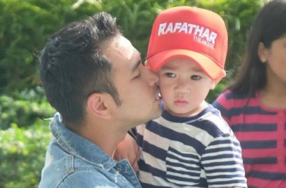Raffi Ahmad Bocorkan Lirik Soundtrack 'Rafathar', Bagus Atau Jelek?