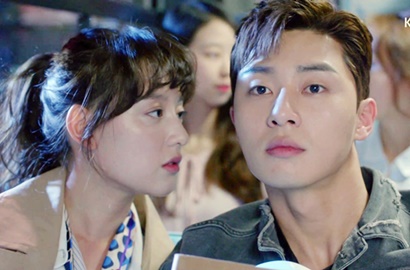 Dipeluk Kim Ji Won, Begini Ekspresi Canggung Park Seo Joon di 'Fight My Way'
