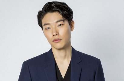 Ngaku Pernah Jadi Guru, Begini Gaya Ryu Jun Yeol Saat Mengajar