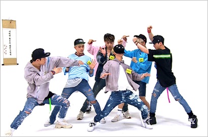 iKON Kebingungan Random Dance di 'Weekly Idol', B.I dan Junhoe Bikin Ngakak