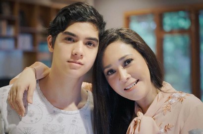 Al Ghazali Lebih Senang Foto Bareng Maia Ketimbang Ahmad Dhani, Takut Mulan?