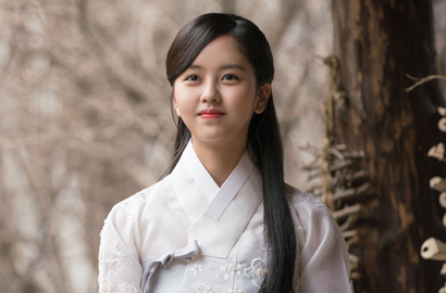 Dirias Jadi Dayang Istana di 'Ruler', Kecantikan Kim So Hyun Bikin Terpesona