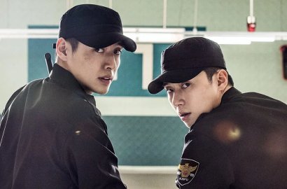 Penuh Luka, Kang Ha Neul-Park Seo Joon Ceria Jadi Calon Polisi di Poster 'Midnight Runners'