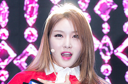 Dulunya Dancer, Chung Ha Eks IOI Keren di Video Dance Practice Lagu Debut Solo