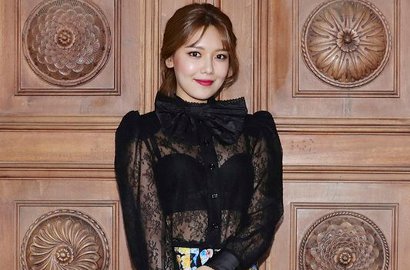 Lupakan Jung Kyung Ho, Serasinya Sooyoung Promosi Drama Bareng Aktor 'Rebel' Ini