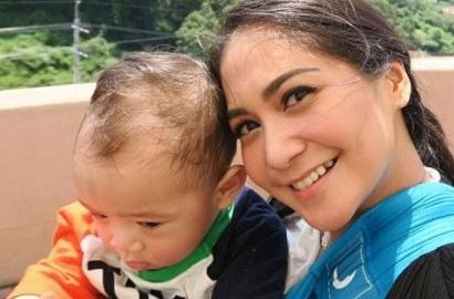 Marsha Tengker Pose Konyol Bareng Rafathar, Putra Raffi-Nagita Malah Kena Bully