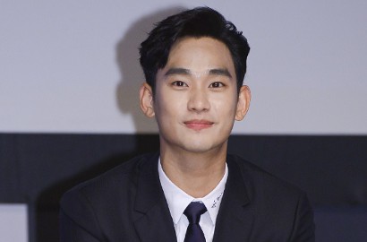 Manly Abis, Awas Meleleh Dipandang Kim Soo Hyun di Foto Ini