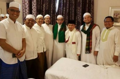 Habib Rizieq Bertemu Sejumlah Tokoh Politik di Arab, Begini Tanggapan Polisi