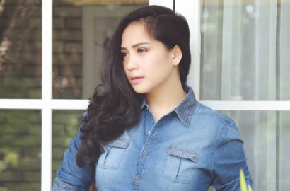 Ayu Ting Ting Plagiat Baju, Gaya Tidur Hingga Hampir Cium Raffi, 'Nagita': Situ Sehat?