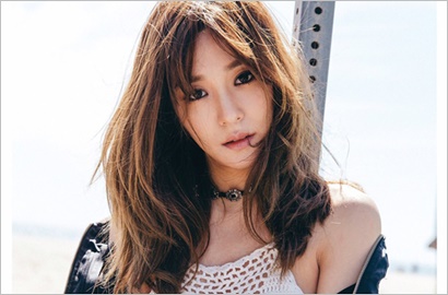 Tiffany SNSD Pamerkan Tato-Tato Baru di Bagian Tubuh Ini